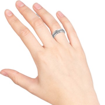 Anillo de plata con circonitas