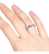 Anell de plata amb circonites