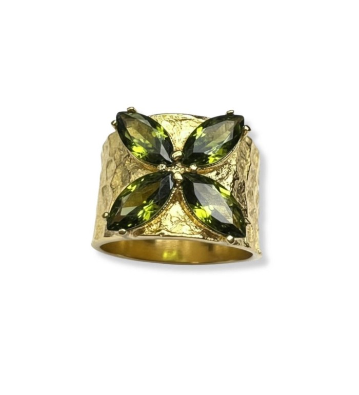 Anell ample TopSilver de plata daurada amb pedres color verd