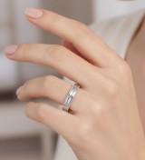 Anillo alianza de plata de boda unisex de 4 mm con textura elegante