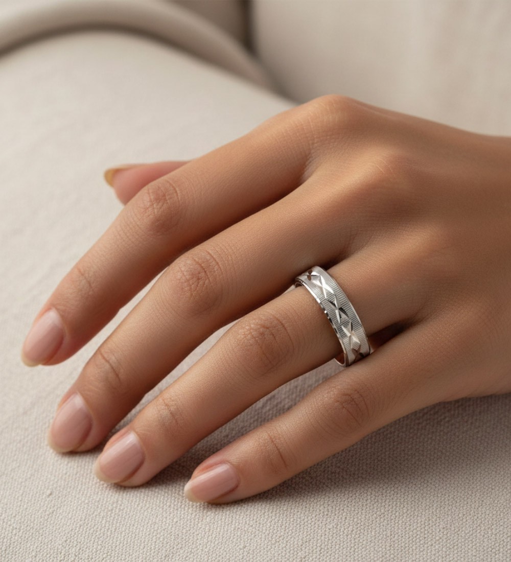 Anell aliança de plata de casament unisex amb textura geomètrica de 4 mm