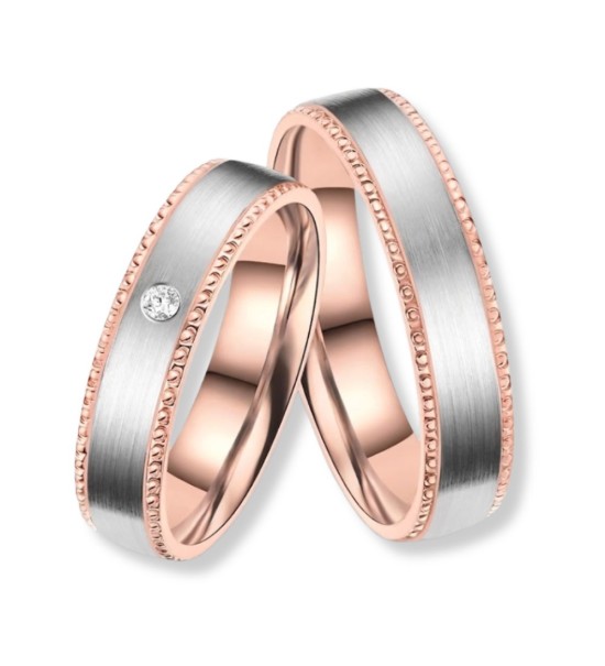 Anell d’aliança de titani bicolor amb acabat raspallat i interior en to or rosa 14k, disseny unisex modern i resistent