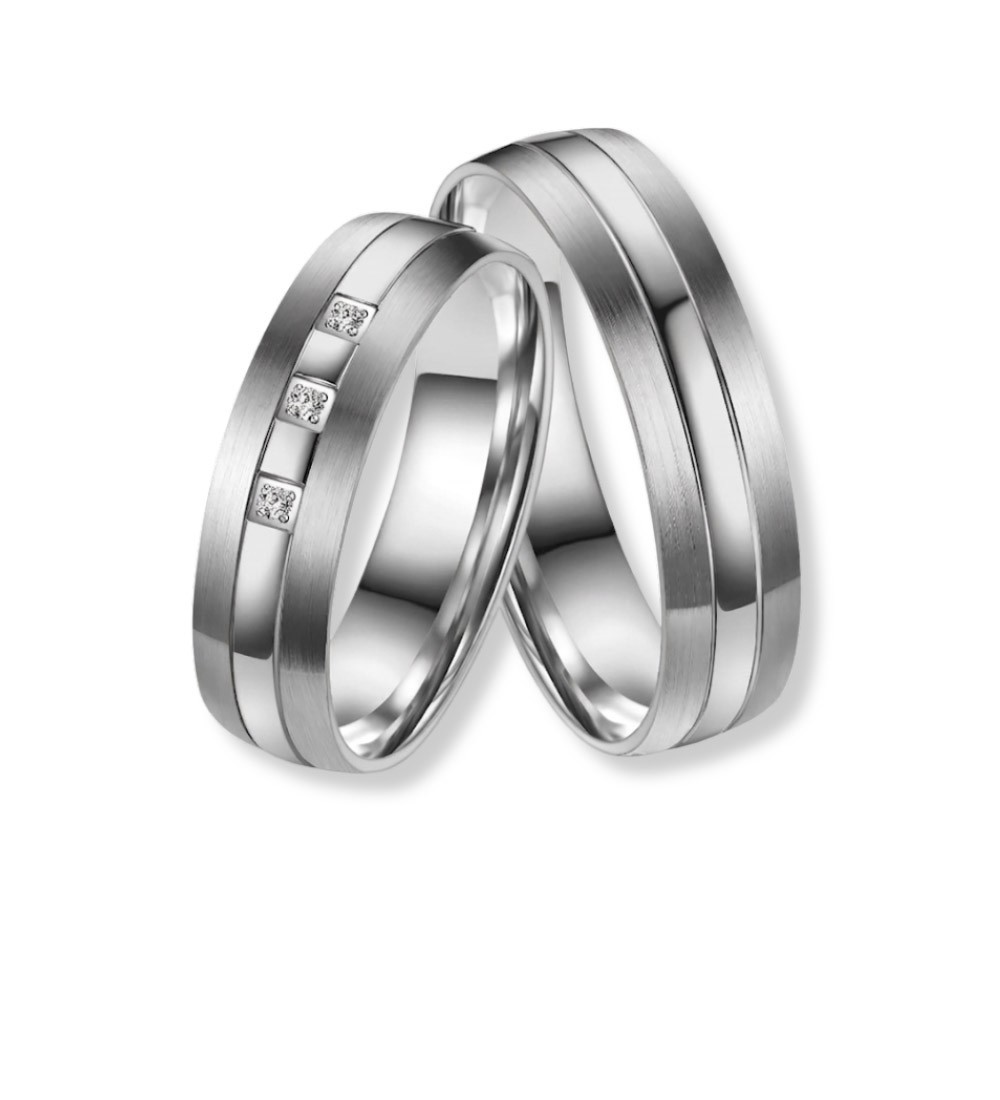 Anillo alianza de mujer en titanio con acabado mate y circonitas incrustadas elegantes