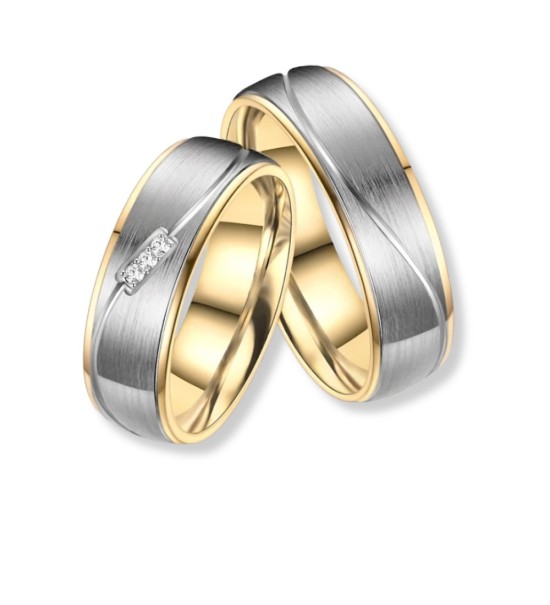 Anillo de alianza para mujer en titanio bicolor con acabado mate y brillante IP dorado y circonitas incrustadas