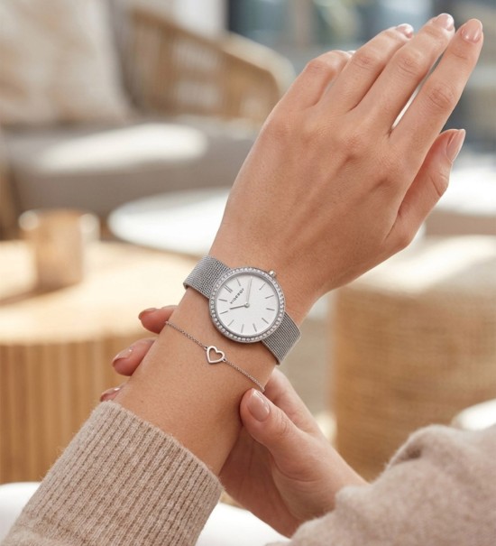 Reloj Viceroy mujer con zirconitas, esfera clara y cadena milanesa de acero inoxidable