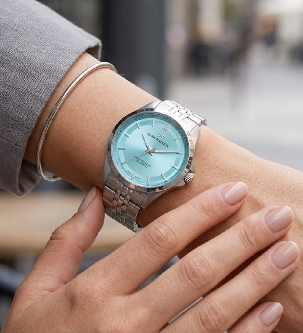 Reloj Mark Maddox mujer con esfera azul y correa de acero elegante