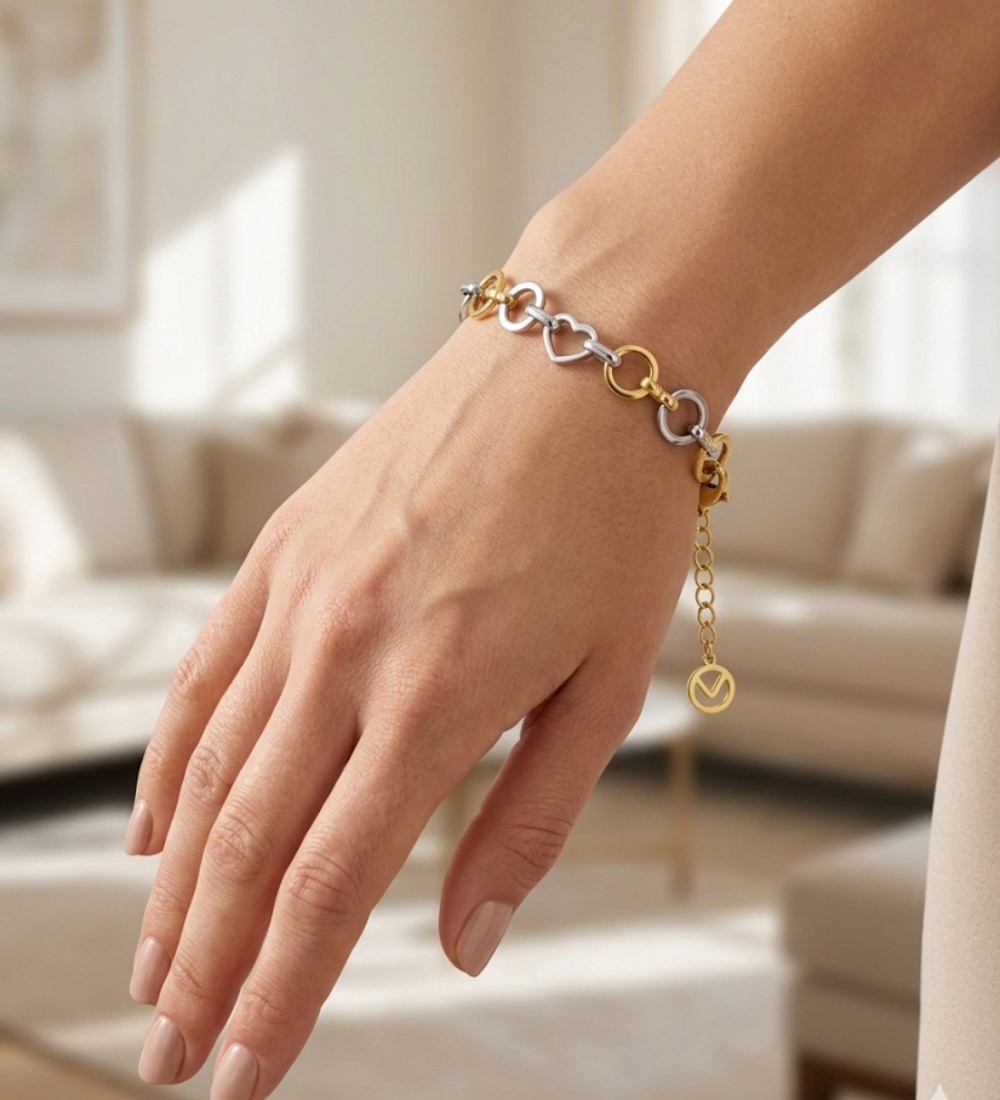 Pulsera Viceroy bicolor para mujer con diseño de corazones y círculos en acero dorado y plateado
