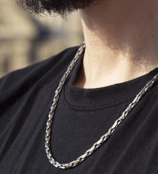 Collar cadena d’acer matisat Lotus Style per home amb estil modern i acabat elegant per al dia a dia.