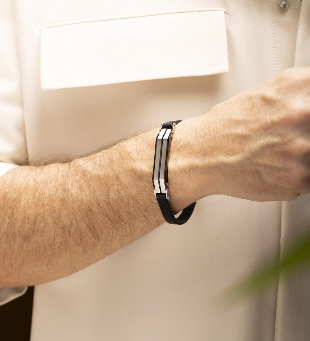 Brazalete Lotus Style de acero y piel negra para hombre con diseño elegante y moderno ref. LS2586/2/1